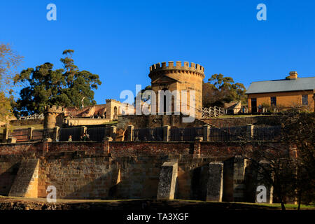 Überführen Strafkolonie Port Arthur in Tasmanien wurde in den 1830er Jahren Der Wachturm in Port Arthur. Stockfoto