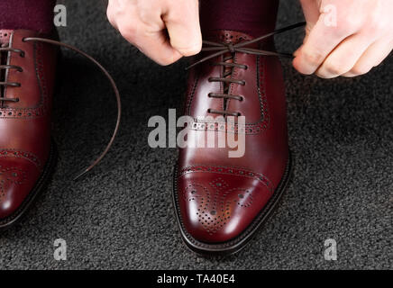 Männer Schuhe Boutique speichern Stockfoto