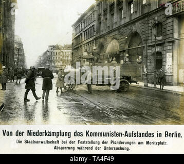 Ein Freikorps Einheit blockiert den Eingang zum Moritzplatz in Berlin Ermittlungen der Staatsanwaltschaft im Laufe der Berliner Maerzkaempfe (März kämpft) unterstützen. Stockfoto