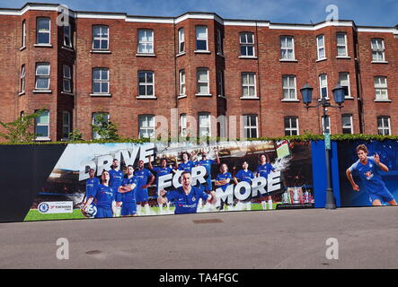 LONDON, GROSSBRITANNIEN, 14. Mai 2019: Die Außenansicht von Stamford Bridge, die Heimat des Chelsea Football Club. Großbritannien Stockfoto