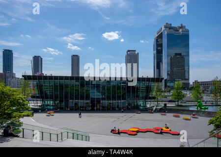 Bild von Umeda Sky Building, ume kita Schiff Hall und ume kita Plaza. Stockfoto