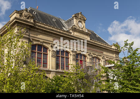 PARIS, FRANKREICH, Austerlitz Bahnhof und U-Bahnhof, einer der sechs großen Terminus Bahnhöfen in Paris. Auf dem linken Ufer der Seine liegt in Stockfoto