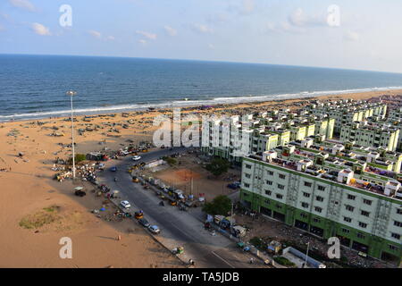 Chennai, Tamil Nadu, Indien: Januar 26, 2019 - Am Strand Blick Von der Marina Leuchtturm Stockfoto