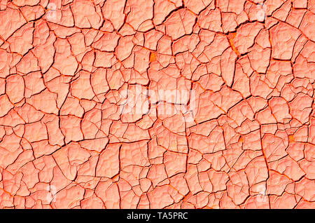 Rissige Oberfläche. Rosa trendy Farben abstrakt Hintergrund Stockfoto