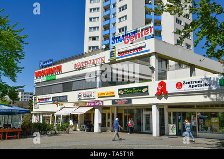 Staaken center, Hochhaus, Obst Avenue, Obst avenue Siedlung, Staaken, Spandau, Berlin, Deutschland, Staaken-Center, Hochhaus, Obstallee, Obstallee-Si Stockfoto