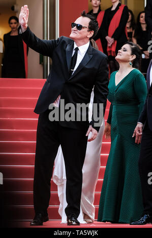 Quentin Tarantino steht oben an der Treppe auf dem roten Teppich für Once Upon a Time In... Hollywood Premiere am Dienstag, 21. Mai 2019 auf dem 72. Festival de Cannes, Palais des Festivals, Cannes. Im Bild: Quentin Tarantino. Bild von Julie Edwards. Stockfoto