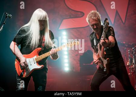 21. Mai 2019, das britische Glam Rock Band der Süße auf der Bühne auf ihre NOCH DIE ROCK-Tour 2019 in der Columbiahalle in Berlin leben. Andy Scott und Peter Lincoln (lr) in Aktion. | Verwendung weltweit Stockfoto