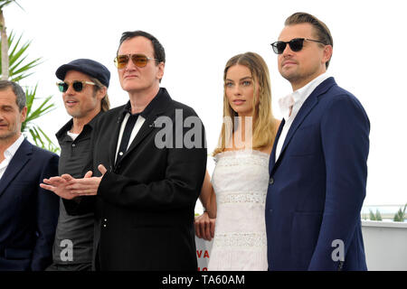 Cannes, Frankreich. 22. Mai, 2019. 72. Filmfestival in Cannes 2019, Fotoshooting Film Einmal Zeit in Hollywood Bild Brad Pitt Quentin Tarantino Margot Robbie Leonardo Di Caprio Credit: Unabhängige Fotoagentur/Alamy leben Nachrichten Stockfoto