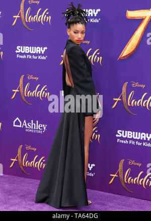 Hollywood, Vereinigte Staaten. 21 Mai, 2019. HOLLYWOOD, LOS ANGELES, Kalifornien, USA - 21. Mai: Sänger Willow Smith kommt bei der Weltpremiere von Disneys "Aladdin" am El Capitan Theatre am 21. Mai 2019 in Hollywood, Los Angeles, Kalifornien, USA. (Foto von Xavier Collin/Image Press Agency) Quelle: Bild Presse Agentur/Alamy leben Nachrichten Stockfoto
