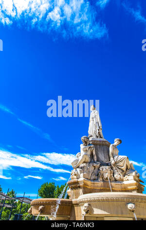 Detail von Pradier Brunnen im Esplanade Charles-de-Gaulle in Nimes, Frankreich Stockfoto