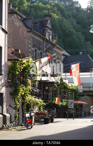 Altes Steinhaus in der Brückenstraße, Cochem an der Mosel, Mosel, Rheinland-Pfalz, Deutschland Ich Altes Steinhaus in der Brückenstraße, Cochem eine de Stockfoto