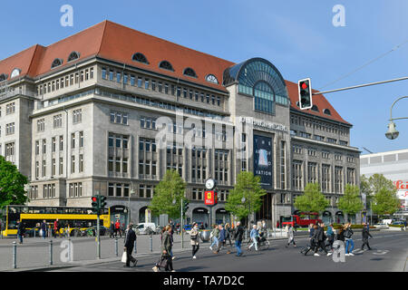 KaDeWe, Tauentzienstraße, der Schönheit der Berge, Berlin, Deutschland, Tauentzienstraße, Schöneberg, Deutschland Stockfoto