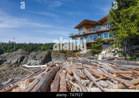 Pointhouse Suites luxuriöse Bed & Breakfast an der Sunshine Coast in British Columbia Stockfoto