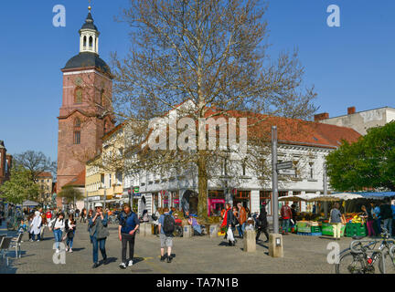 Fußgängerzone, Einkaufstrasse, Carl Schurz Straße, Altstadt, Spandau, Berlin, Deutschland, Fußgängerzone, Einkaufstraße, Carl-Schurz-Straße, Altstadt, D Stockfoto