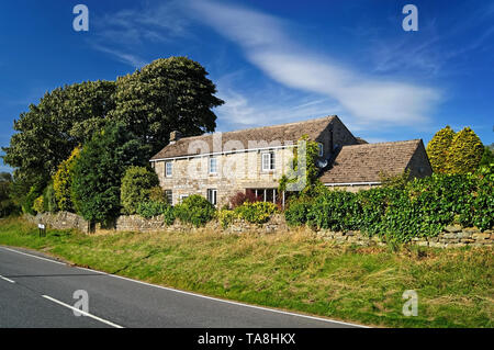 UK, South Yorkshire, Sheffield, Redmires Straße, Wyming Brook Farm House Stockfoto