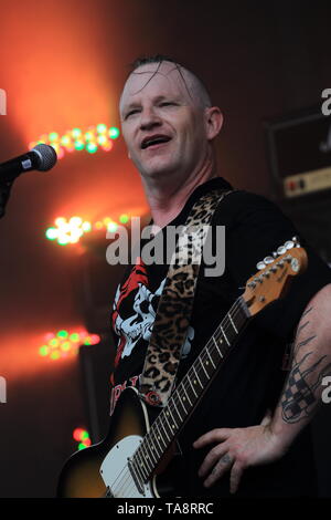 Quebec, Kanada. Kman & die 45 s live auf der Bühne während der Pouzza fest in Montreal durchführen. Stockfoto