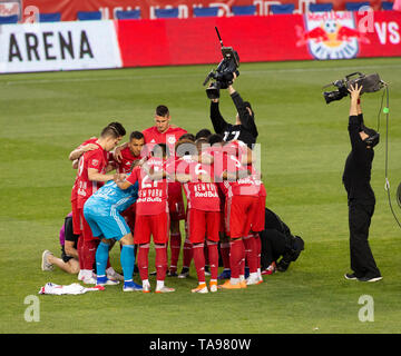 Harrison, NJ - 22. Mai 2019: Red Bulls bereitet sich auf das Spiel vor MLS regelmäßige Spiel gegen Whitecaps FC auf Red Bull Arena Stockfoto