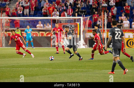 Harrison, NJ - 22. Mai 2019: Felipe (8) der Whitecaps FC ball Kontrollen während der Mls regelmäßige Spiel gegen Red Bulls auf Red Bull Arena Stockfoto