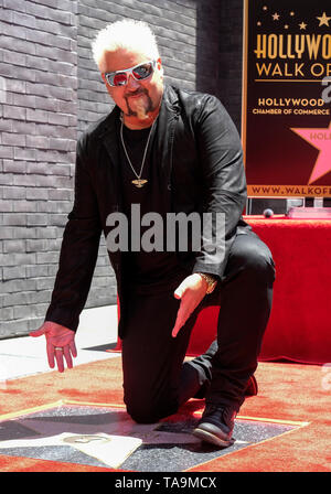 Los Angeles, USA. 22. Mai, 2019. Restaurateur Guy Fieri nimmt an seinem Hollywood Walk of Fame Star Zeremonie in Los Angeles, USA, 22. Mai 2019. Credit: Zhao Hanrong/Xinhua/Alamy leben Nachrichten Stockfoto