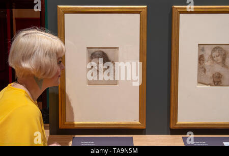 Die Queen's Gallery, London, Großbritannien. 23. Mai 2019. Leonardo da Vinci: ein Leben in der Zeichnung ist die größte Ausstellung von Leonardo's arbeiten in mehr als 65 Jahren, und markiert den 500. Jahrestag des Todes der Künstlerin. Die Ausstellung umfasst über 200 Zeichnungen von Leonardo, von der Königlichen Sammlung erstellt. Bild: Der Leiter der Leda, c 1505-8. Die Ausstellung läuft vom 24. Mai-13. Oktober 2019. Credit: Malcolm Park/Alamy Leben Nachrichten. Stockfoto