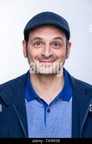 Leipzig, Deutschland. 26 Apr, 2019. Exklusive Comedian Kaya Yanar, in der MDR-Talkshow "RIVERBOAT" am 17.05.2019 in Leipzig aufgenommen. Quelle: Thomas Schulze/dpa-Zentralbild/ZB/dpa/Alamy leben Nachrichten Stockfoto