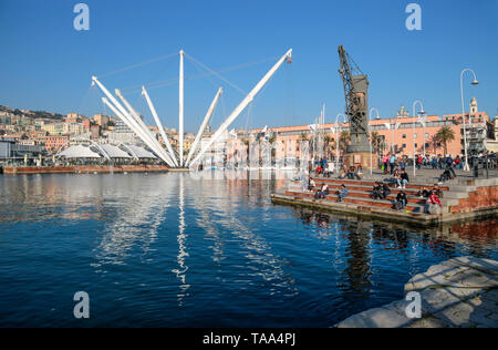 Genua, Italien, 31. März 2019 - Blick auf den Alten Hafen (Porto Antico) in Genua, Italien. Stockfoto