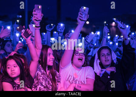 BARCELONA - Mai 18: Die Masse in einem Konzert in der Primavera Pop Festival am 18. Mai 2019 in Barcelona, Spanien. Stockfoto