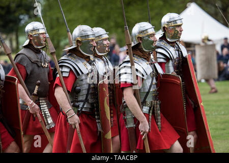 Ermine Street Guard zeigen kaiserliche römische Armee in Wrest Park, England Stockfoto