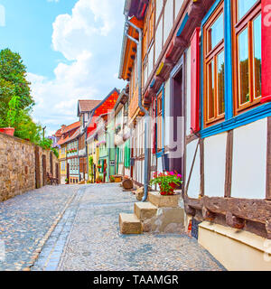 Malerische alte Straße in der kleinen Stadt Deutschland Stockfoto