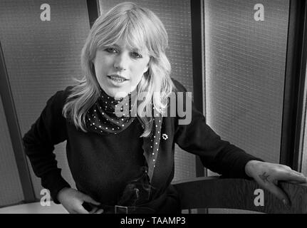 Marianne Faithfull Posen für ein Portrait Session 1976 in London. (Foto von Gijsbert Hanekroot) Stockfoto