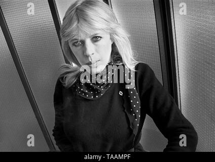 Marianne Faithfull Posen für ein Portrait Session 1976 in London. (Foto von Gijsbert Hanekroot) Stockfoto