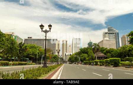 Leere Straße in Manila auf den Philippinen, im Urlaub Stockfoto