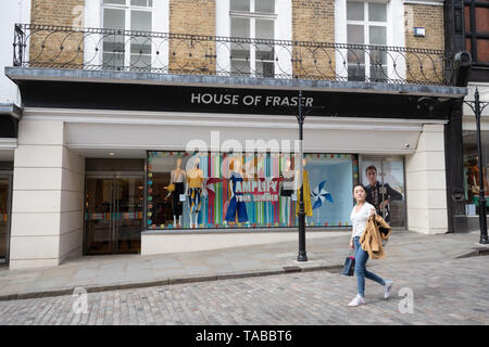 House of Fraser shop, Fassade des Kaufhauses auf der High Street im Zentrum von Guildford, Surrey, Großbritannien Stockfoto