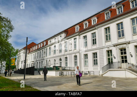 Palast der Populaire, Princess Palace, Unter den Linden, Ort, Bebel, Mitte, Berlin, Deutschland, Palais Populaire, Prinzessinnenpalais, Unter den L Stockfoto