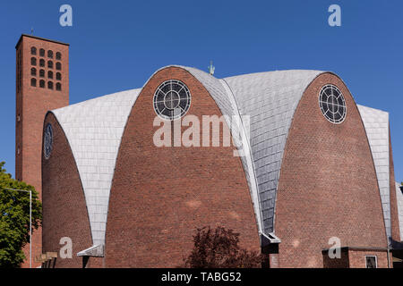 St. Engelbert Kirche im Stadtteil Riehl, Architekten Dominikus Böhm, Köln, Deutschland. St. Engelbert Kirche in Koeln-Riehl, Architekt Dominikus Boe Stockfoto