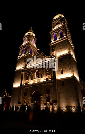 Campeche, Mexiko Dom abends beleuchtet Stockfoto