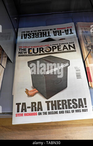 Die neue europäische Zeitung Headline Front page Wahl Sonderwahlliste 'TA-RA THERESA' für Premierministerin Theresa May in Zeitungen auf einem Zeitungskioskenmagazin am 23. Mai 2019 in London England Großbritannien Stockfoto