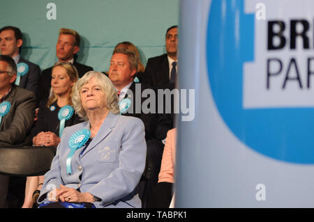 Ann Widdecombe Adressierung der Brexit Party Rally in London Olympia am 21. Mai 2019 vor den europäischen Wahlen Abstimmung am 23. Mai Stockfoto