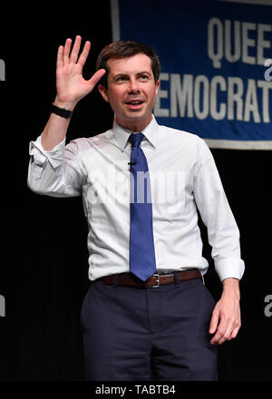 Demokratische Präsidentschaftskandidat South Bend, IN Bürgermeister Peter Buttigieg beteiligt sich an einem kamingespräch vom Queens County Demokratische Partei im La gehalten Stockfoto