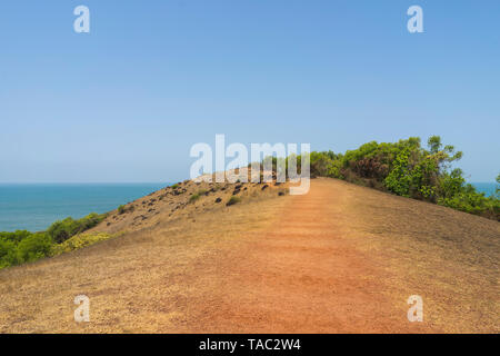 Anjuna, Goa/Indien - 04 03 2019, schöne Anjuna Beach im Norden von Goa, Indien. Beliebte strand ferien Destination in Goa. Stockfoto