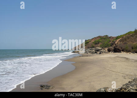Anjuna, Goa/Indien - 04 03 2019, schöne Anjuna Beach im Norden von Goa, Indien. Beliebte strand ferien Destination in Goa. Stockfoto