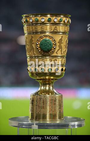 Firo: Fuvuball, Fußball: 20.12.2017 1. Bundesliga, Saison 2017/2018: DFB-Pokal, DFB-Pokal, Achtelfinale, FC Bayern München, Borussia Dortmund, DFB-Pokal, WM, Funktion, Allgemein, Einleger | Verwendung weltweit Stockfoto