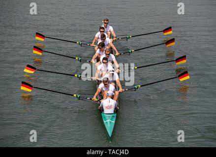 Von der Steuermann Martin Sauer, batsman Hannes OCIK, Richard Schmidt, Malte JAKSCHIK, Christopher Reinhardt, goalben JOHANNESEN, Jakob Schneider, Laurits FOLLERT, Johannes WEISSENFELD, Aktion. Rudern, Präsentation Germany-Achter, am 23.05.2019 in Dortmund/Deutschland. | Verwendung weltweit Stockfoto