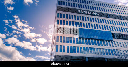 San Jose, CA/USA - 26. März 2019: Samsung Semiconductor, Inc, Silicon Valley Hauptquartier, Tochter der Samsung Electronics, Ltd, mobile, SSD, Chi Stockfoto