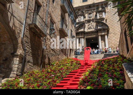 Girona Flower Show (Temps de Flors) 2019 im historischen Viertel von der katalanischen Stadt in Spanien Stockfoto