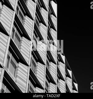 Fassade Blick auf eine moderne Architektur entworfen, Bürogebäude in London Stockfoto