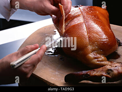 Lecker gebratene Ente typische asiatische Lebensmittel Stockfoto