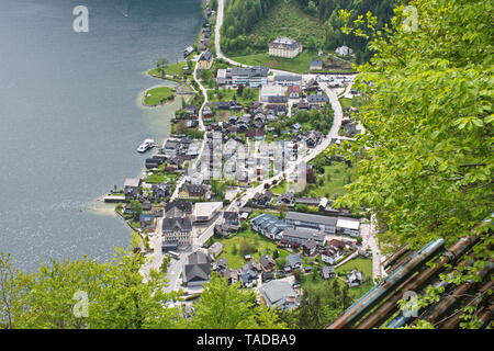 Hohen Winkel malerischen Blick auf die Lahn-Bereich auf den Hallstätter See in Österreich Stockfoto