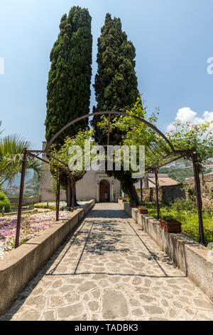 Ravello, Italien - 16. Juni 2017: Ravellio eine Gemeinde über die Amalfi Küste. Italien. Seine malerische Lage macht es zu einem beliebten Touristenzentrum des Stockfoto