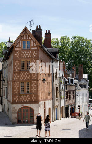 Orleans (nördlichen Frankreich): Immobilien, Gebäude in der Straße "Rue Poterne'. Fachwerkhaus in einer Fußgängerzone im Herzen o Stockfoto